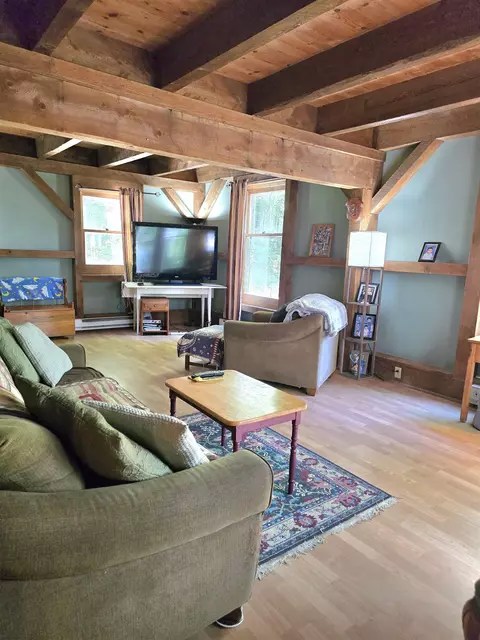 Living - 9 Burdett Rd, Intervale, NH 03845 photo 1 of 4