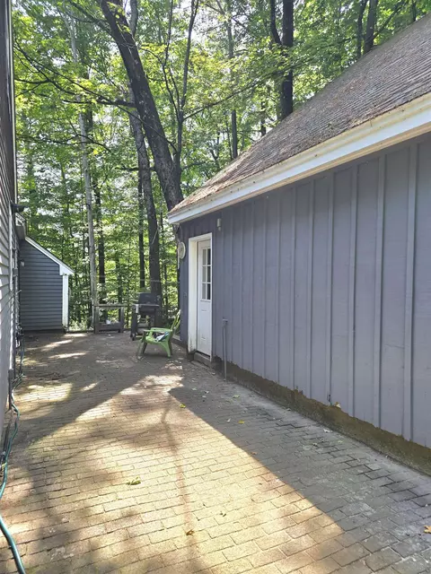 Exterior - 9 Burdett Rd, Intervale, NH 03845 photo 6 of 12