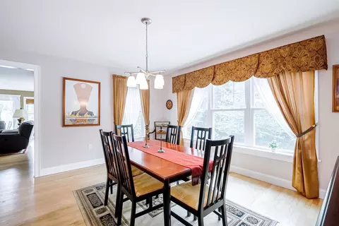 Dining - 6 Stonewall Way #C, Exeter, NH 03833 photo 2 of 4