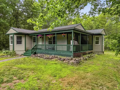 127 Little Falls Rd, Hollis, ME 04042
