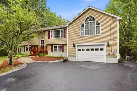 6 Birch Ct, Raymond, NH 03077