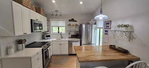 445 Old Quechee Rd #E, Hartford, VT 05059 photo 9