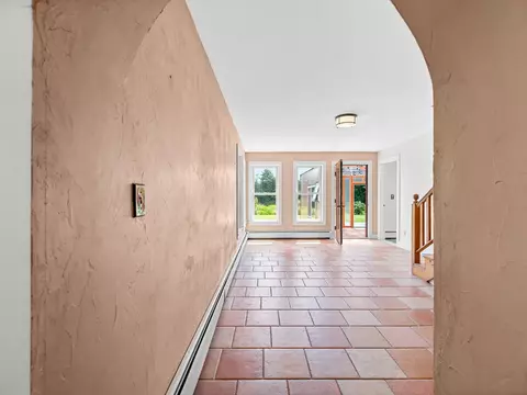Entry Way - 663 Guyette Rd, East Montpelier, VT 05651 photo 6 of 9