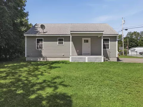 2 Evelyn Ave, Raymond, NH 03077