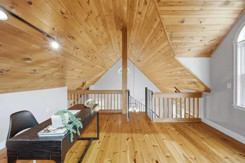 Entry Way - 20 Alpine Meadows Rd, Wolfeboro, NH 03894 photo 1 of 6
