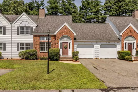 11 Stonebridge Dr #11, Plaistow, NH 03865