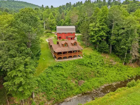 939 Chamberlin Rd, Northfield, VT 05663