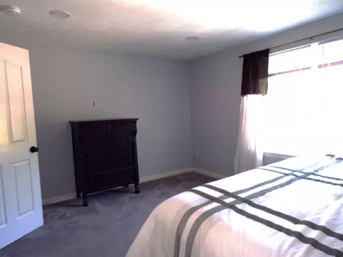Bedroom - 6 Pleasant St, Hooksett, NH 03106 photo 5 of 5