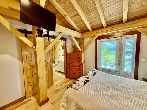 Bedroom - 225 Redfield Rd, Barton, VT 05822 photo 1 of 5