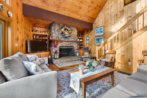 Living - 164 Fox Run Rd, Stoddard, NH 03464 photo 3 of 8