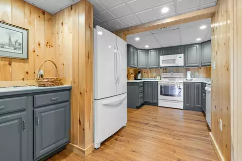 Kitchen - 164 Fox Run Rd, Stoddard, NH 03464 photo 3 of 4
