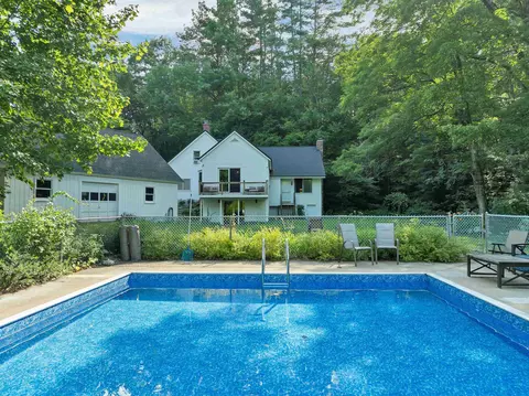 1195 Chocorua Rd, Tamworth, NH 03886