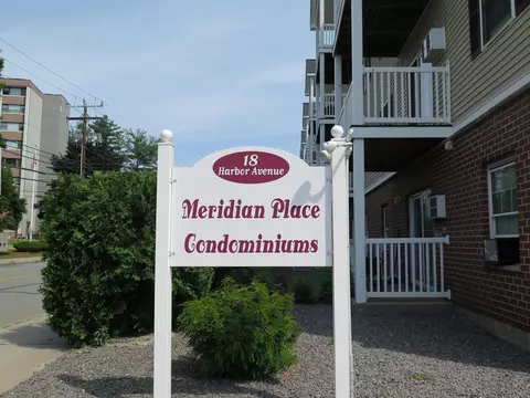 18 Harbor Ave #212, Nashua, NH 03060