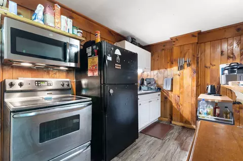 Kitchen - 13 Brookside Ln, Newfane, VT 05345 photo 5 of 6