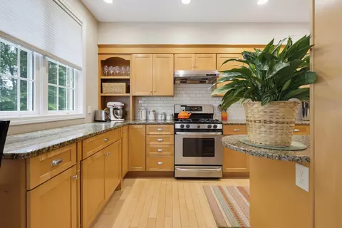 Kitchen - 61 Bennett Rd, Durham, NH 03824 photo 5 of 7