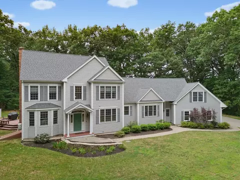 61 Bennett Rd, Durham, NH 03824