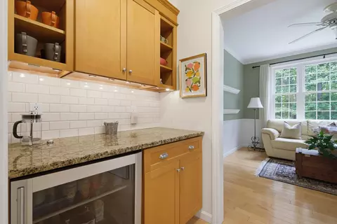 Kitchen - 61 Bennett Rd, Durham, NH 03824 photo 6 of 7