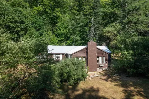 Exterior - 57 Eddy Rd, Newfane, VT 05345 photo 5 of 10
