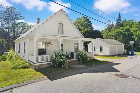 11 Summer St, Goffstown, NH 03045