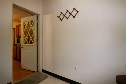 Entry Way - 1 Second St, Gorham, NH 03581 photo 1 of 4