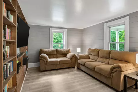 Living - 13 Patch Rd, Barre, VT 05641 photo 2 of 4