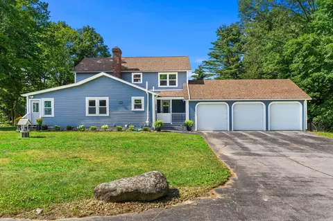 Exterior - 29 Harris Rd, Windham, NH 03087 photo 2 of 10