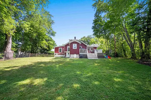 Exterior - 22 12 Baker St, Dover, NH 03820 photo 3 of 12