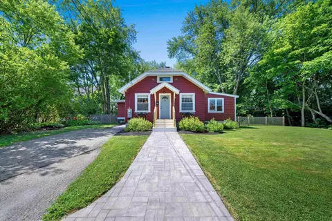 22 12 Baker St, Dover, NH 03820