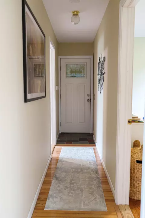 Entry Way - 2515 Mountain View Rd, Williston, VT 05495 photo 4 of 4