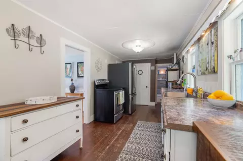 Kitchen - 167 Clark Rd, Rye, NH 03870 photo 4 of 4