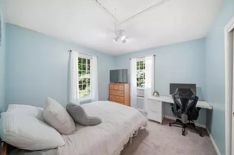 Bedroom - 4 Longmeadow Rd, Windham, NH 03087 photo 6 of 7