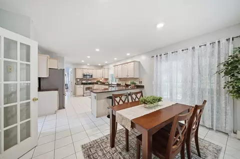 Dining - 4 Longmeadow Rd, Windham, NH 03087 photo 2 of 5