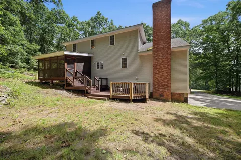 Exterior - 4 Longmeadow Rd, Windham, NH 03087 photo 5 of 8