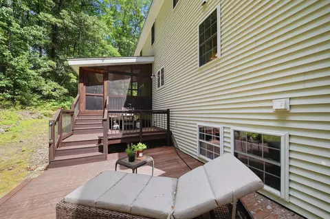 Exterior - 4 Longmeadow Rd, Windham, NH 03087 photo 7 of 8