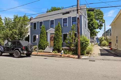 491 Marcy St, Portsmouth, NH 03801