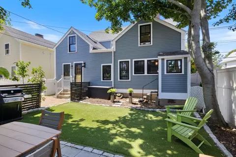 491 Marcy St, Portsmouth, NH 03801
