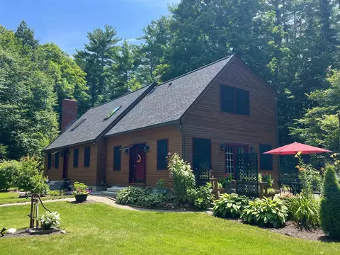 119 Old Coach Rd, New Boston, NH 03070