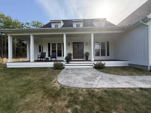 28 Brynn Ln #7, Alton, NH 03809