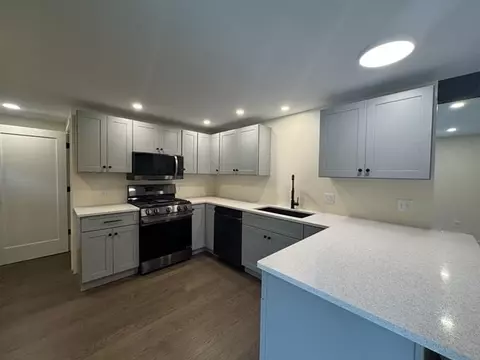 Kitchen - 75 Plains Rd, Jericho, VT 05465 photo 1 of 7