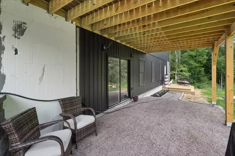 Exterior - 75 Plains Rd, Jericho, VT 05465 photo 3 of 8