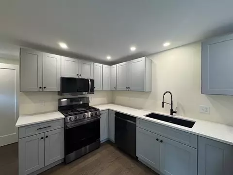 Kitchen - 75 Plains Rd, Jericho, VT 05465 photo 2 of 7