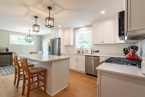 Kitchen - 10 Banner Dr, Dover, NH 03820 photo 3 of 5