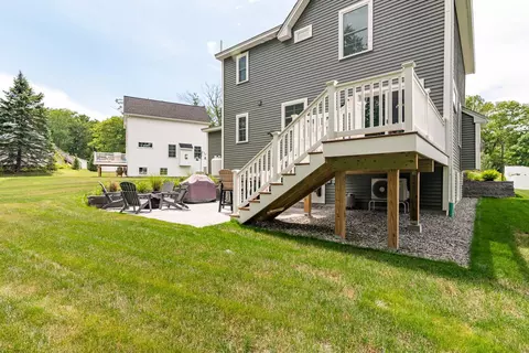 Exterior - 10 Banner Dr, Dover, NH 03820 photo 5 of 10