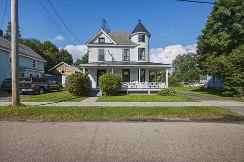 18 Randall St, Waterbury, VT 05676