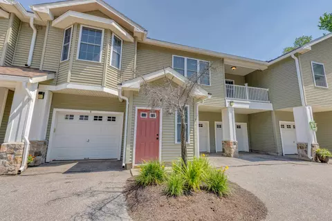 9 Blueberry Hill Rd #7, Plymouth, NH 03264
