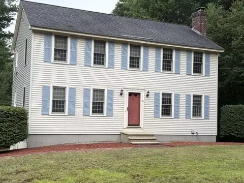 5 Mcenroe Dr, Londonderry, NH 03053