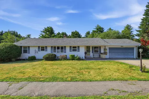 22 Whitehall Rd, Rochester, NH 03867
