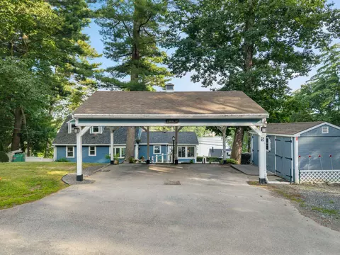 Exterior - 2 Fox St, Windham, NH 03087 photo 17 of 18