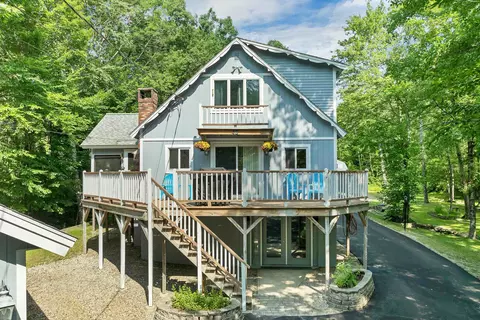48 Paradise Dr, Moultonborough, NH 03254
