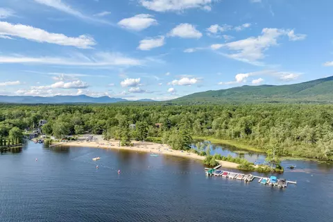 48 Paradise Dr, Moultonborough, NH 03254